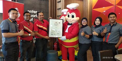 jollibee halal|Jollibee receives official halal certification.